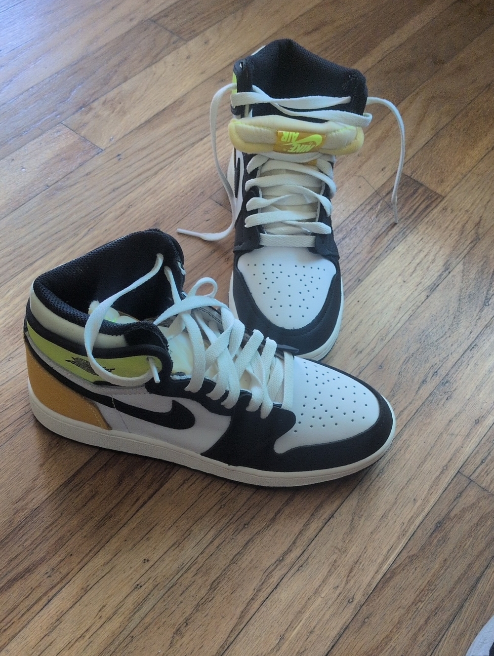Jordan Kids High-Top Sneakers — White/Black/Yellow